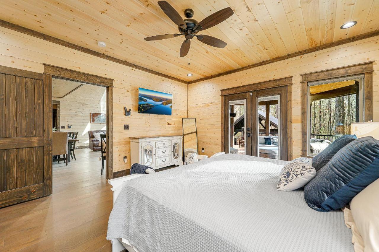 Pine Creek Lodge Broken Bow Exterior photo